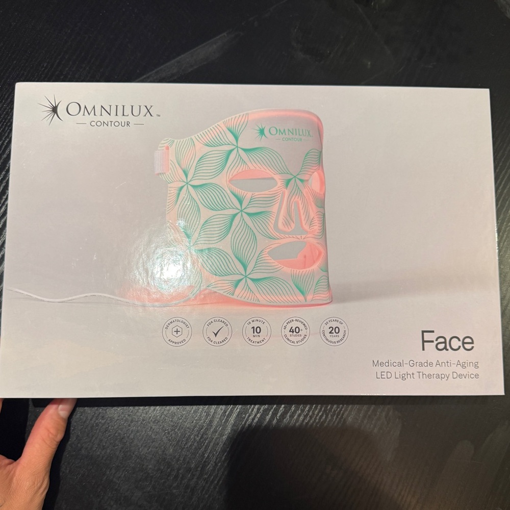 Omnilux Contour LED Light Therapy Device
